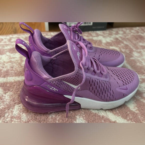 Nike Airmax 270 - Picture 6 of 8